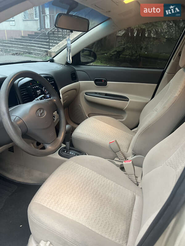 Седан Hyundai Accent 2008 в Николаеве