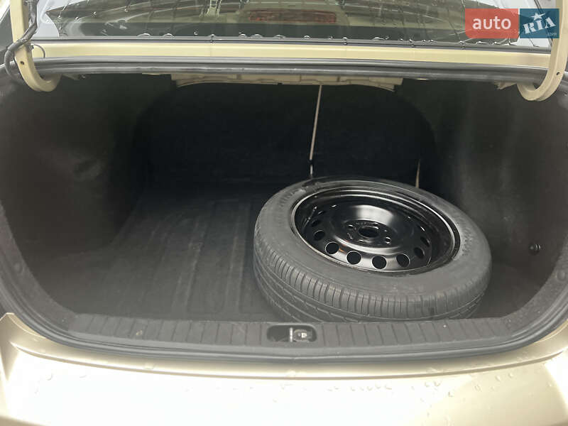 Седан Hyundai Accent 2008 в Николаеве