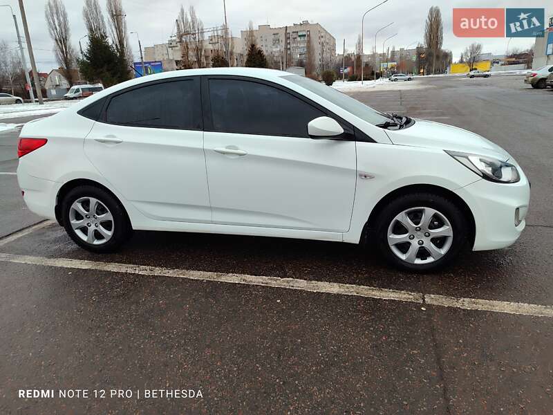 Седан Hyundai Accent 2012 в Кременчуці