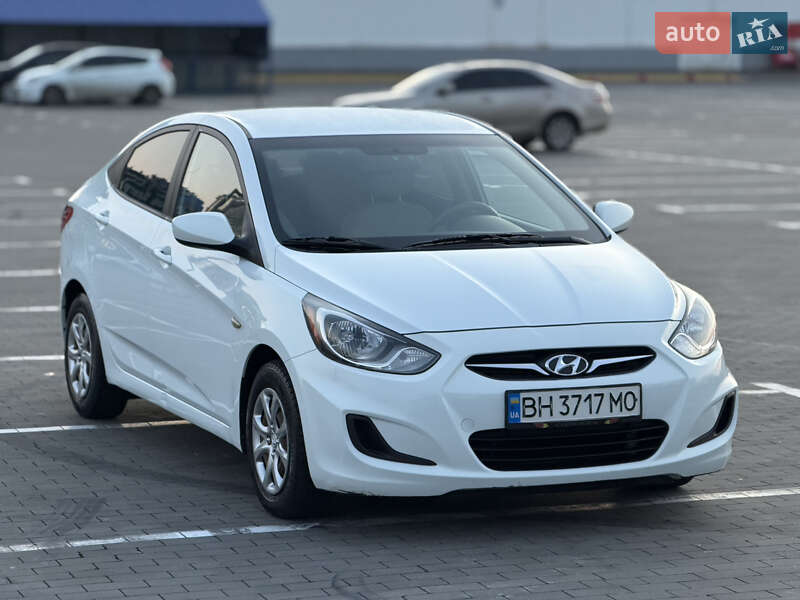 Седан Hyundai Accent 2013 в Одесі