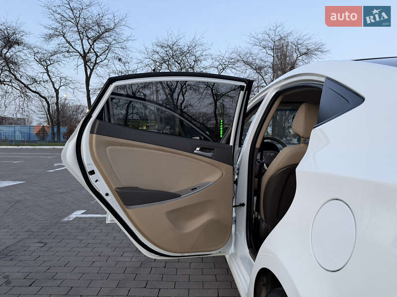 Седан Hyundai Accent 2013 в Одесі