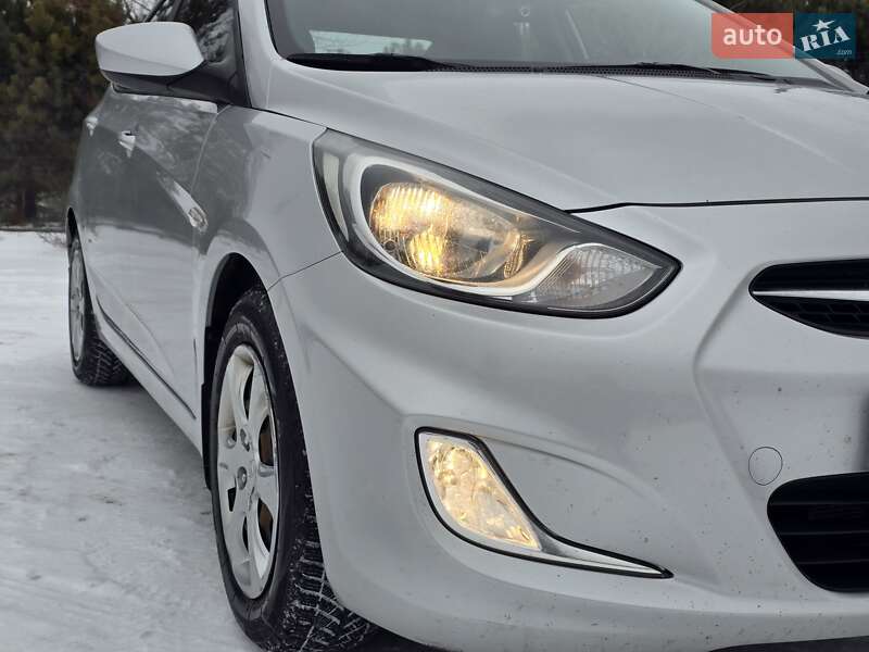 Седан Hyundai Accent 2013 в Хмельницком