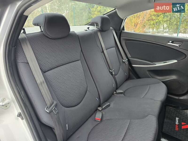 Седан Hyundai Accent 2013 в Хмельницком