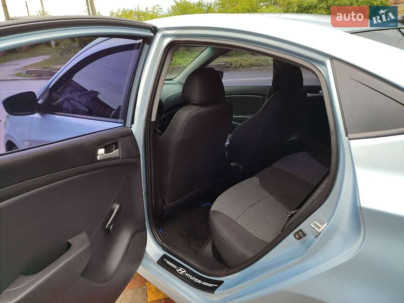 Седан Hyundai Accent 2012 в Харкові