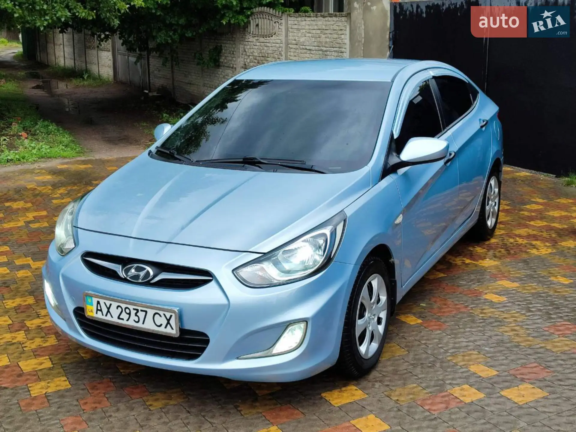 2012 Hyundai Accent - мініатюра 12