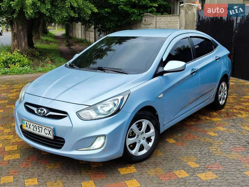 Седан Hyundai Accent 2012 в Харкові