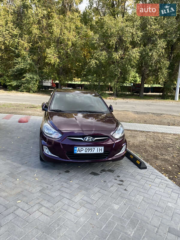 Седан Hyundai Accent 2011 в Запорожье