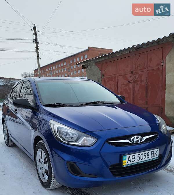 Седан Hyundai Accent 2011 в Ананьеве фото 15 Седан Hyundai Accent 2011 в Ананьеве