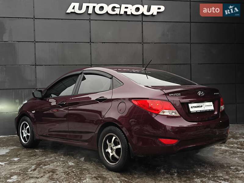Седан Hyundai Accent 2013 в Одессе