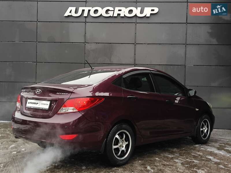 Седан Hyundai Accent 2013 в Одессе