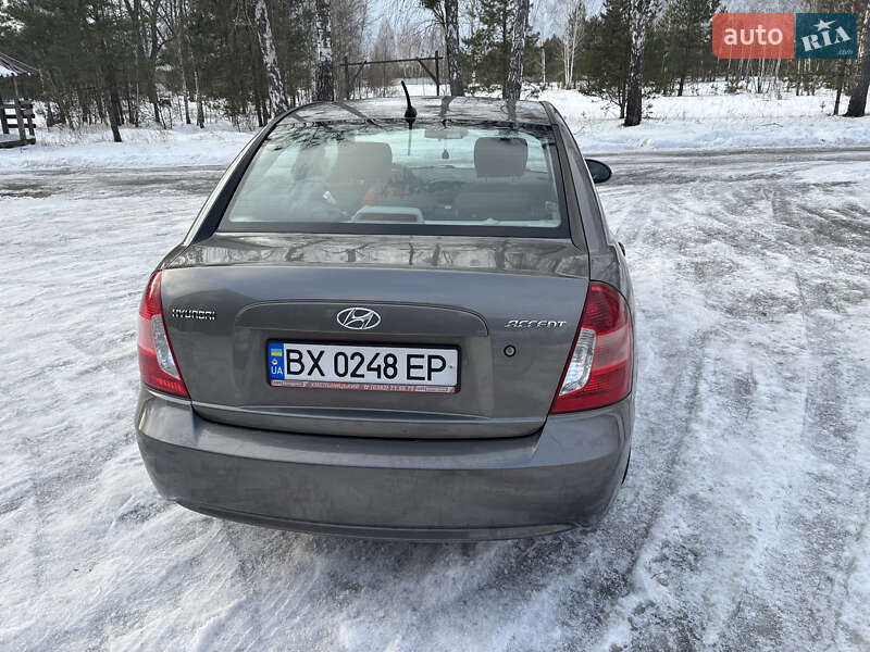 Седан Hyundai Accent 2008 в Славуте