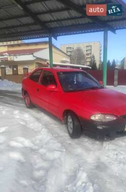 Ліфтбек Hyundai Accent 1995 в Новому Розділі