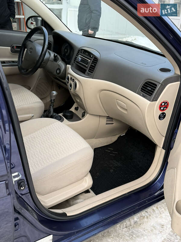 Седан Hyundai Accent 2008 в Львове