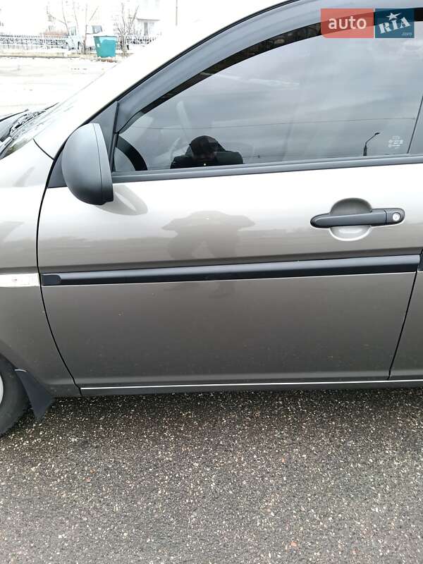 Седан Hyundai Accent 2008 в Николаеве фото 41 Седан Hyundai Accent 2008 в Николаеве