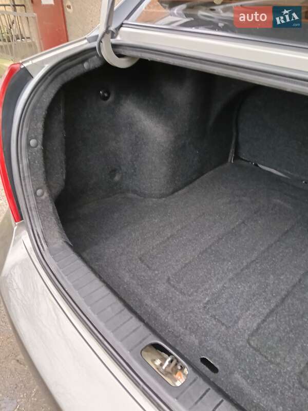 Седан Hyundai Accent 2008 в Николаеве фото 8 Седан Hyundai Accent 2008 в Николаеве