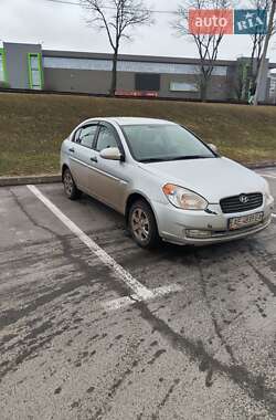 Седан Hyundai Accent 2008 в Кривому Розі