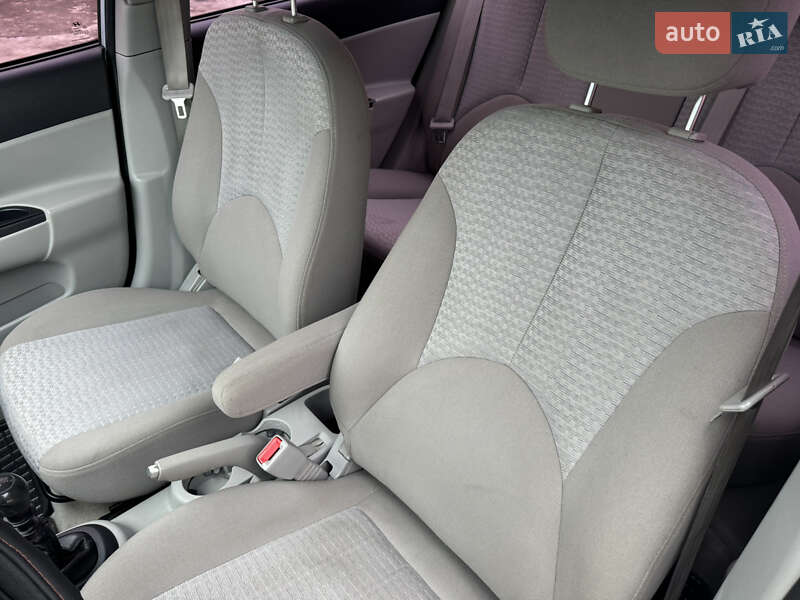 Седан Hyundai Accent 2008 в Хмельницком фото 33 Седан Hyundai Accent 2008 в Хмельницком