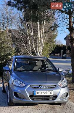 Седан Hyundai Accent 2019 в Яворове