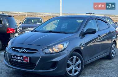 Седан Hyundai Accent 2011 в Львові