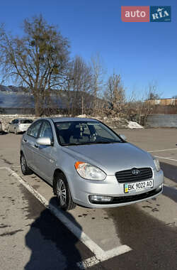 Седан Hyundai Accent 2008 в Ровно