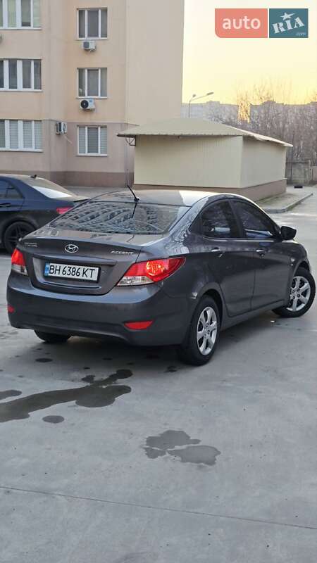 Седан Hyundai Accent 2012 в Одессе