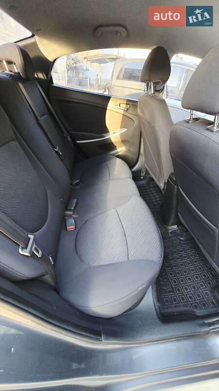 Седан Hyundai Accent 2012 в Одессе