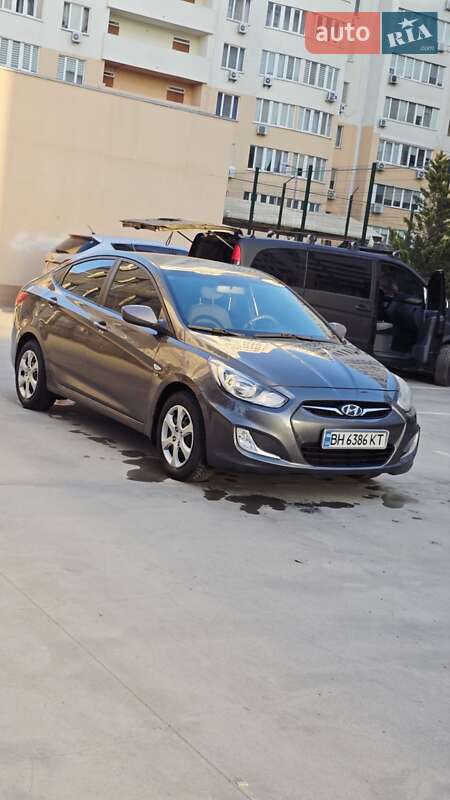 Седан Hyundai Accent 2012 в Одессе