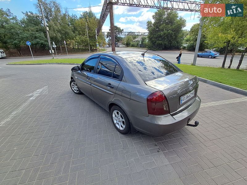 Седан Hyundai Accent 2008 в Днепре