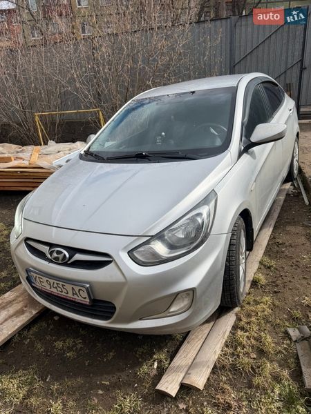 Седан Hyundai Accent 2011 в Кривом Роге