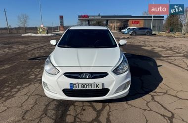Седан Hyundai Accent 2012 в Оржице