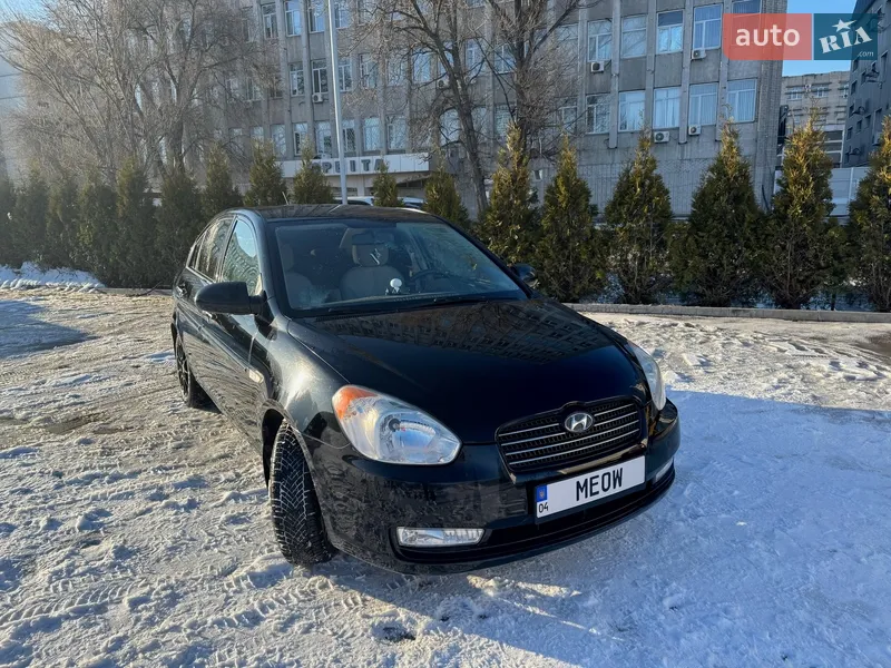Hyundai Accent