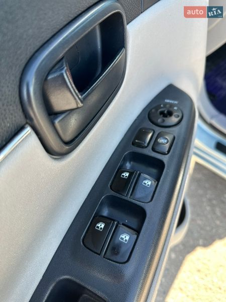 Седан Hyundai Accent 2007 в Киеве