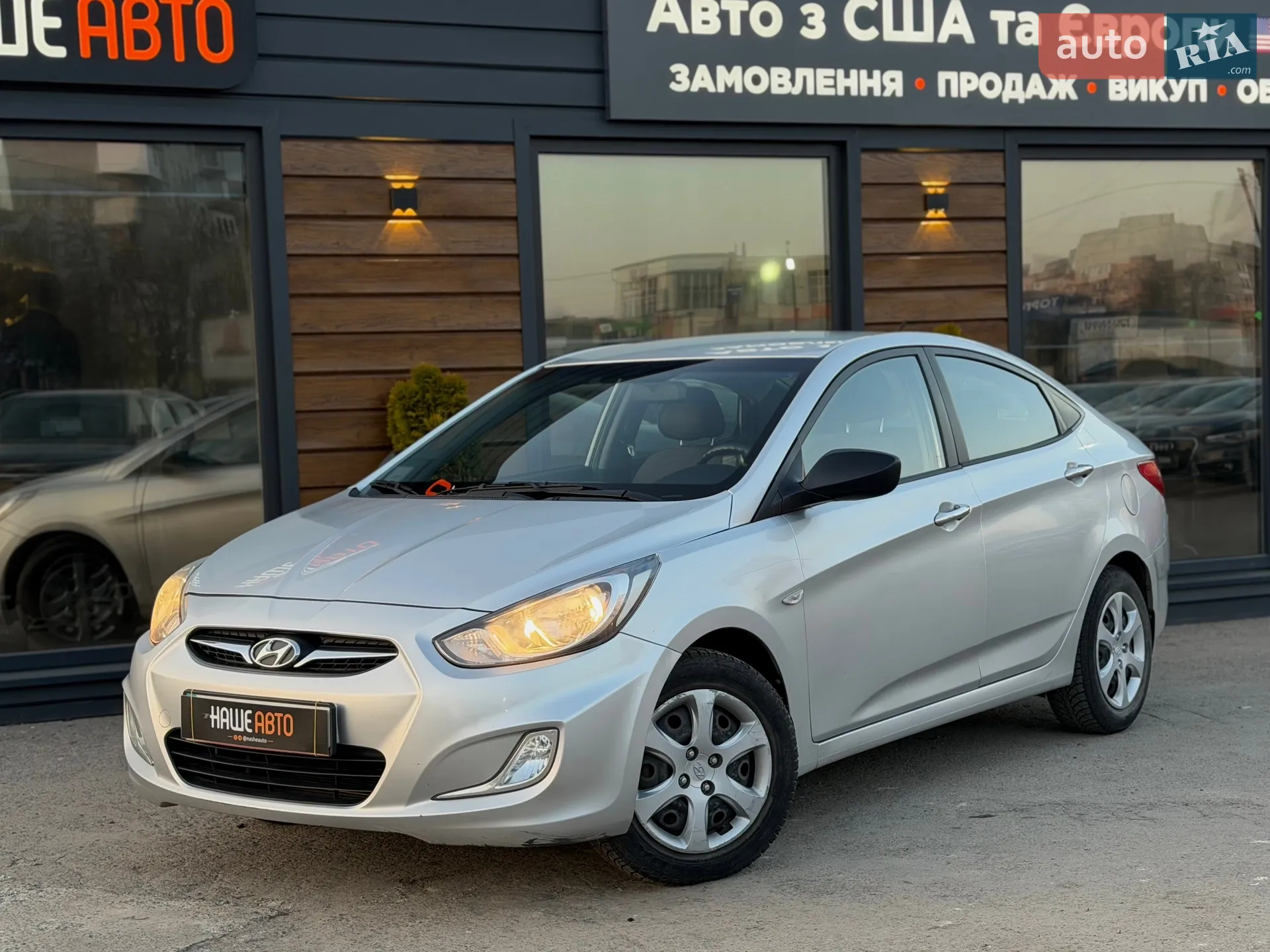 2011 Hyundai Accent - мініатюра 2