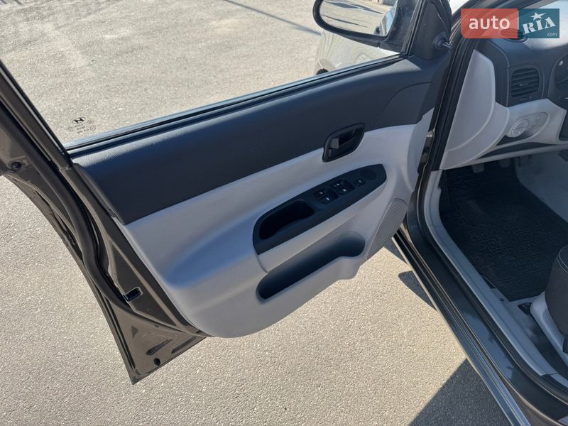 Седан Hyundai Accent 2010 в Киеве фото 16 Седан Hyundai Accent 2010 в Киеве