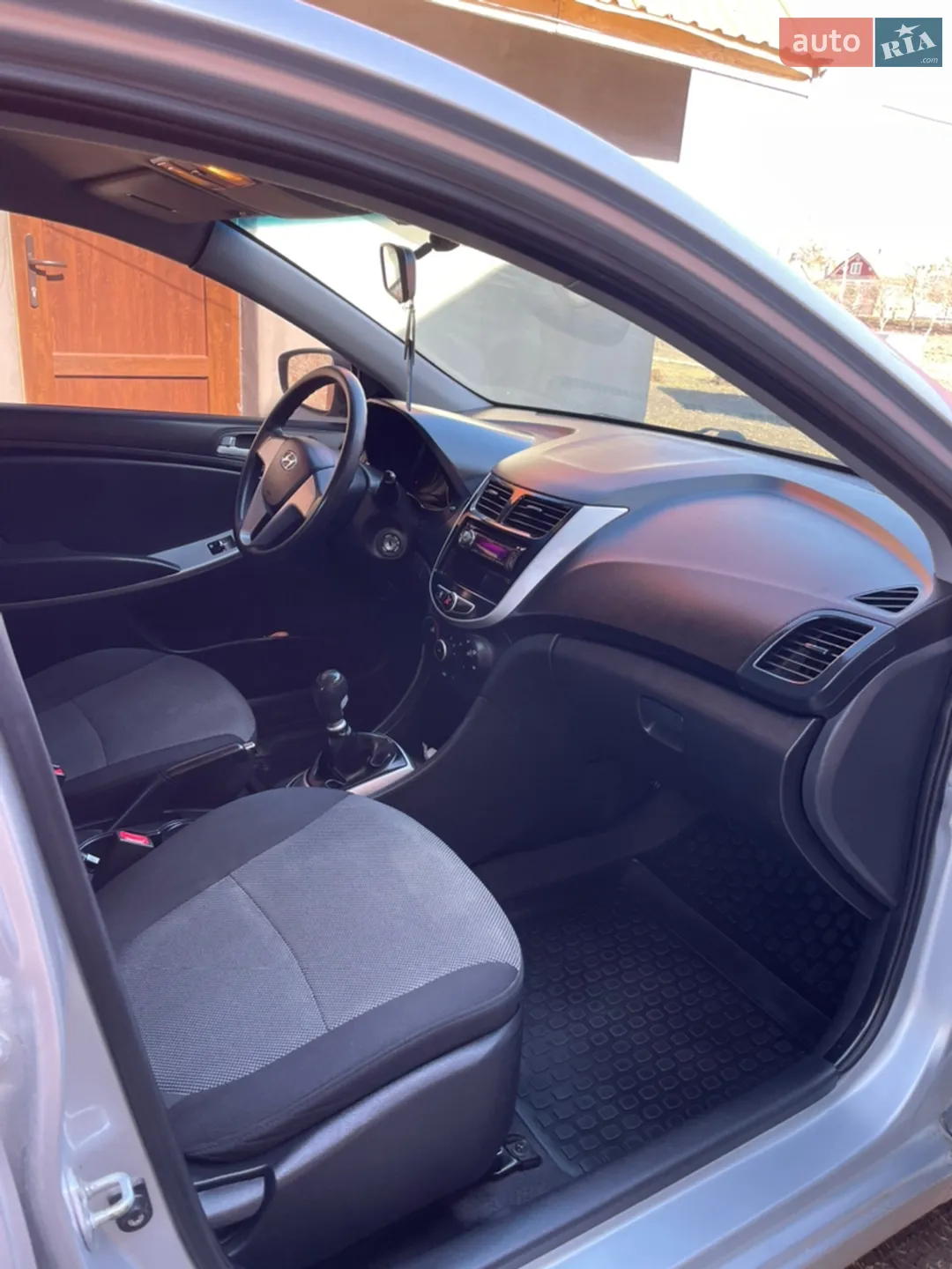 2011 Hyundai Accent - мініатюра 7