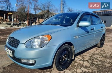 Седан Hyundai Accent 2008 в Чернигове