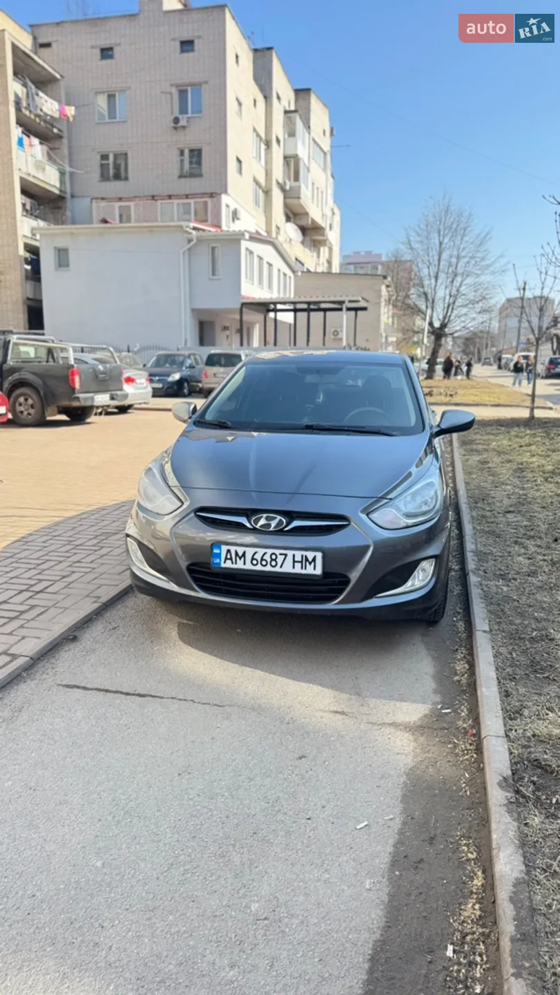 2013 Hyundai Accent - мініатюра 19