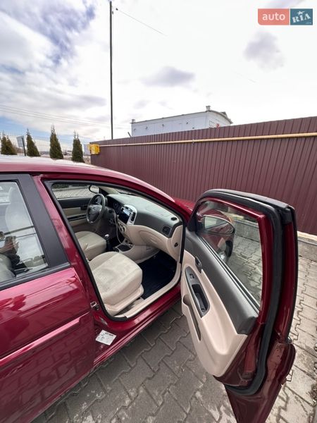 Седан Hyundai Accent 2007 в Львове