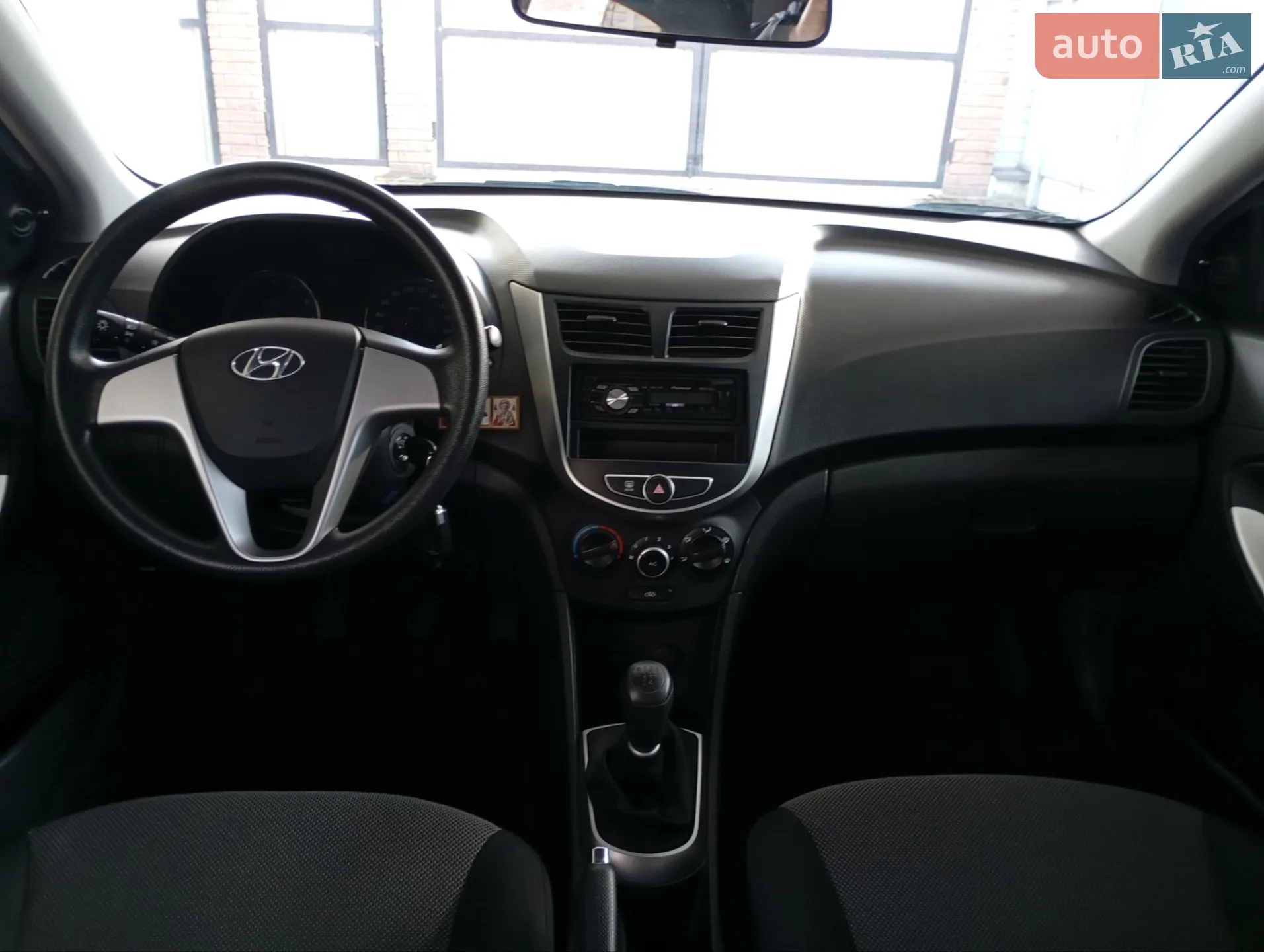2011 Hyundai Accent - мініатюра 17
