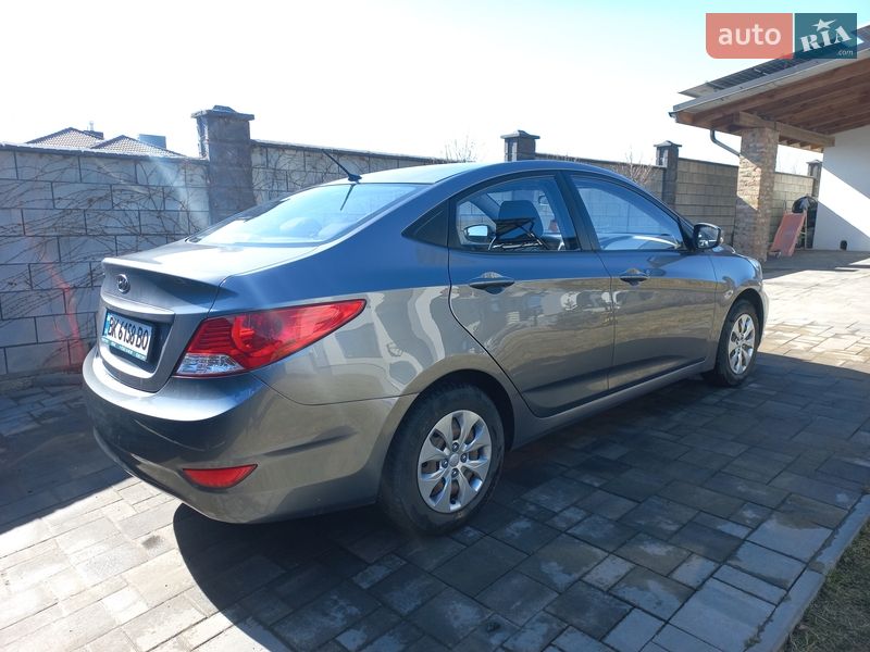 Седан Hyundai Accent 2015 в Ровно фото 4 Седан Hyundai Accent 2015 в Ровно
