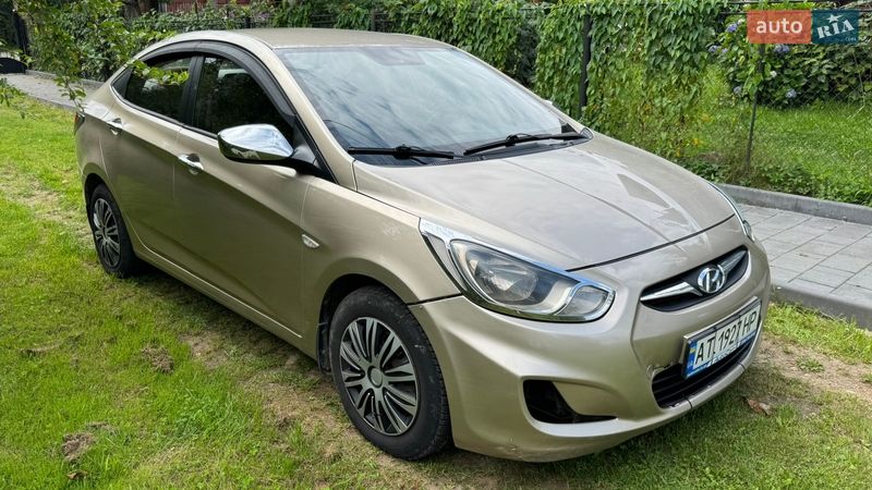 Hyundai Accent 2011
