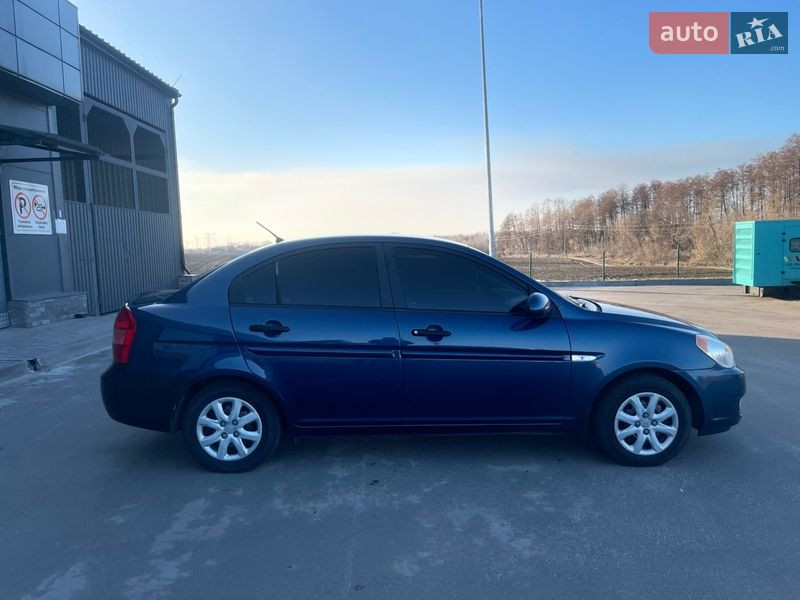 Седан Hyundai Accent 2007 в Киеве