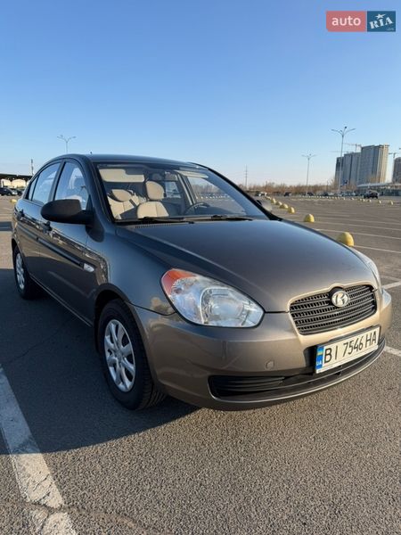Седан Hyundai Accent 2010 в Киеве
