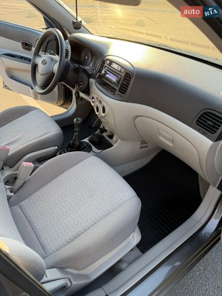 Седан Hyundai Accent 2010 в Киеве