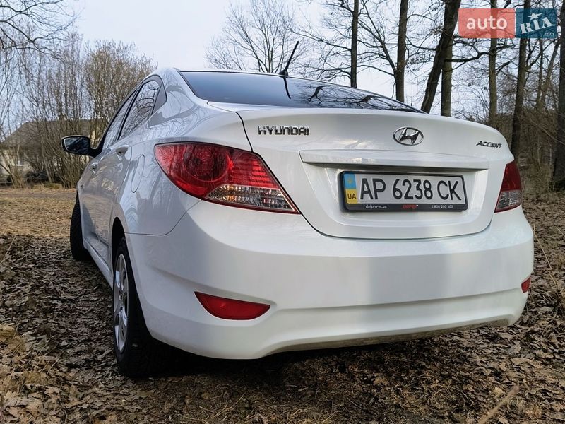 Седан Hyundai Accent 2013 в Луцке