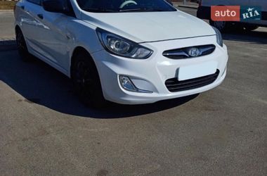 Седан Hyundai Accent 2013 в Киеве