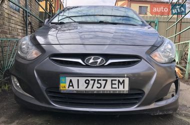 Седан Hyundai Accent 2012 в Новых Петровцах
