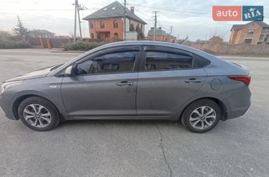 Седан Hyundai Accent 2017 в Киеве