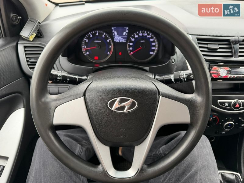 Седан Hyundai Accent 2013 в Киеве фото 14 Седан Hyundai Accent 2013 в Киеве