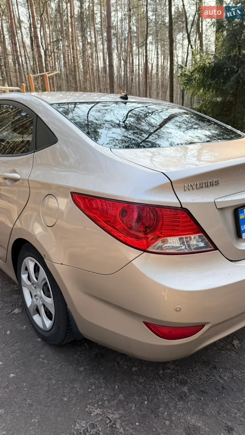 2011 Hyundai Accent - мініатюра 5